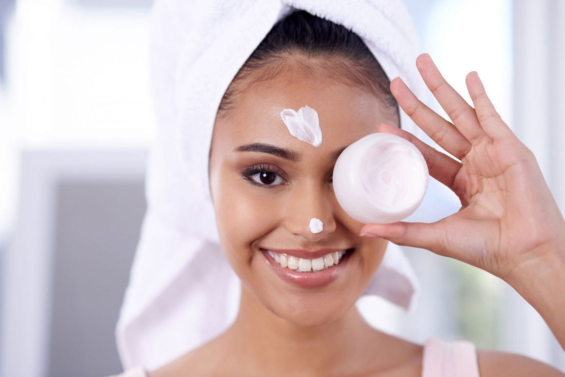 HANG ON! THIS BLOG HELPS YOU FIND YOUR PERFECT MOISTURISER FOR THE WET WEATHER