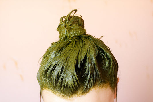 5 Surprising Benefits of Switching to Plant-Based Hair Colour