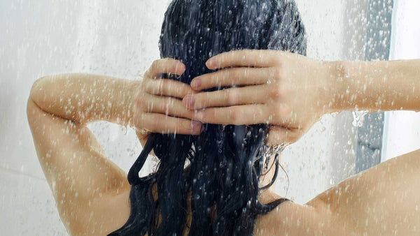 HOW OFTEN SHOULD YOU WASH YOUR HAIR?