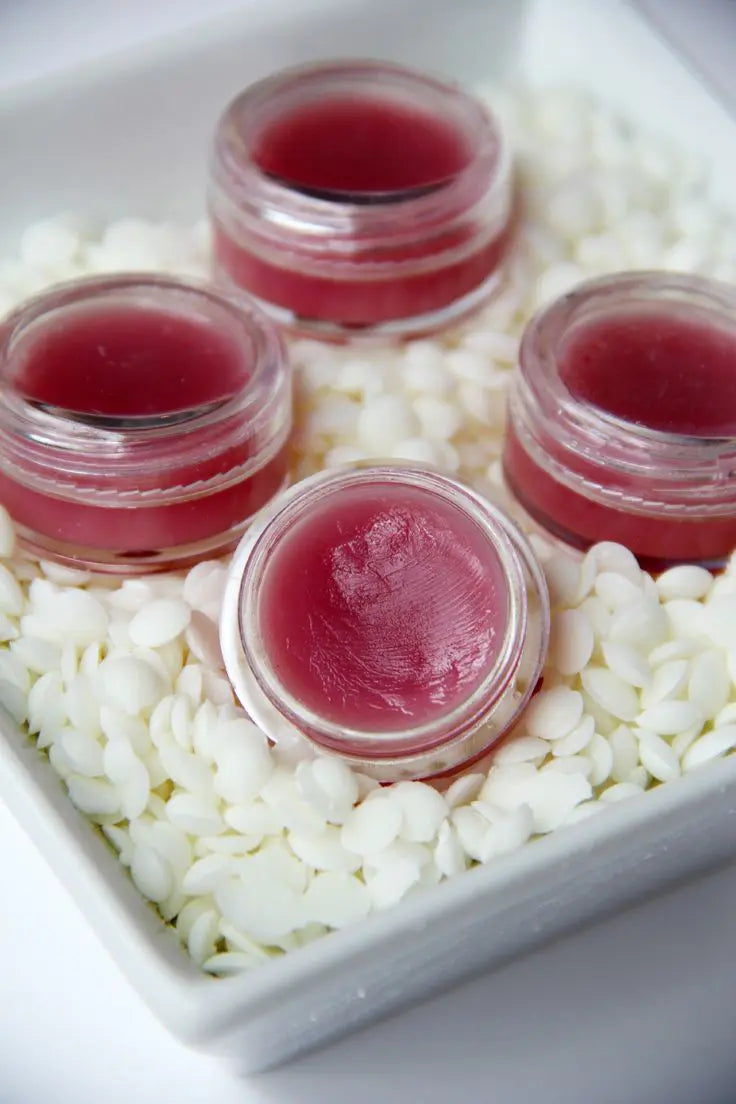 Which is the Best Natural Lip Balm for Outdoor Sports?