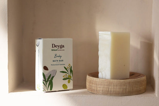 5 Gentle Ingredients to Look for in a Baby Bath Bar